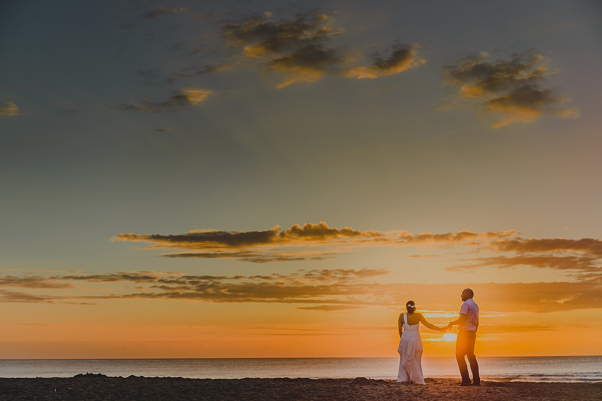 Lusty Glaze beach sunset wedding photo